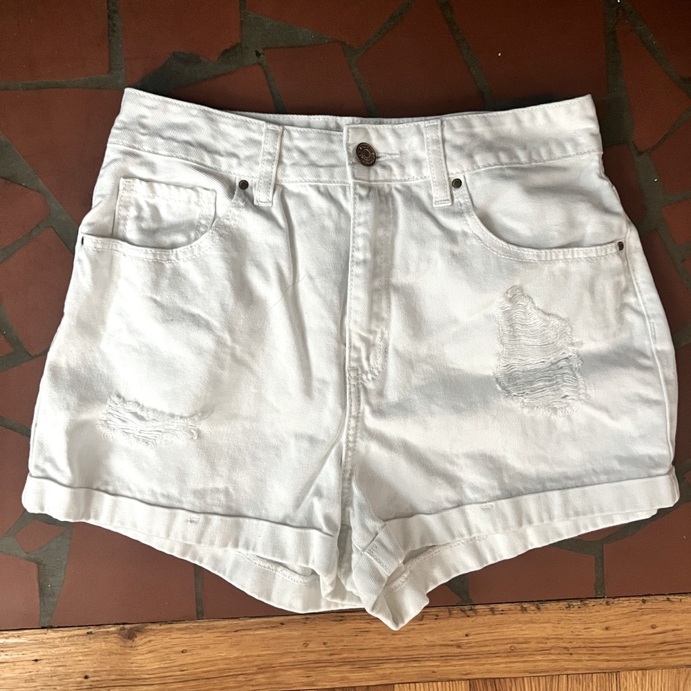 White Pacsun Mom Shorts